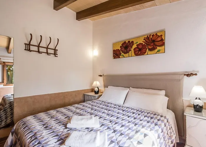 Villa Catalina - Catalina Petit *